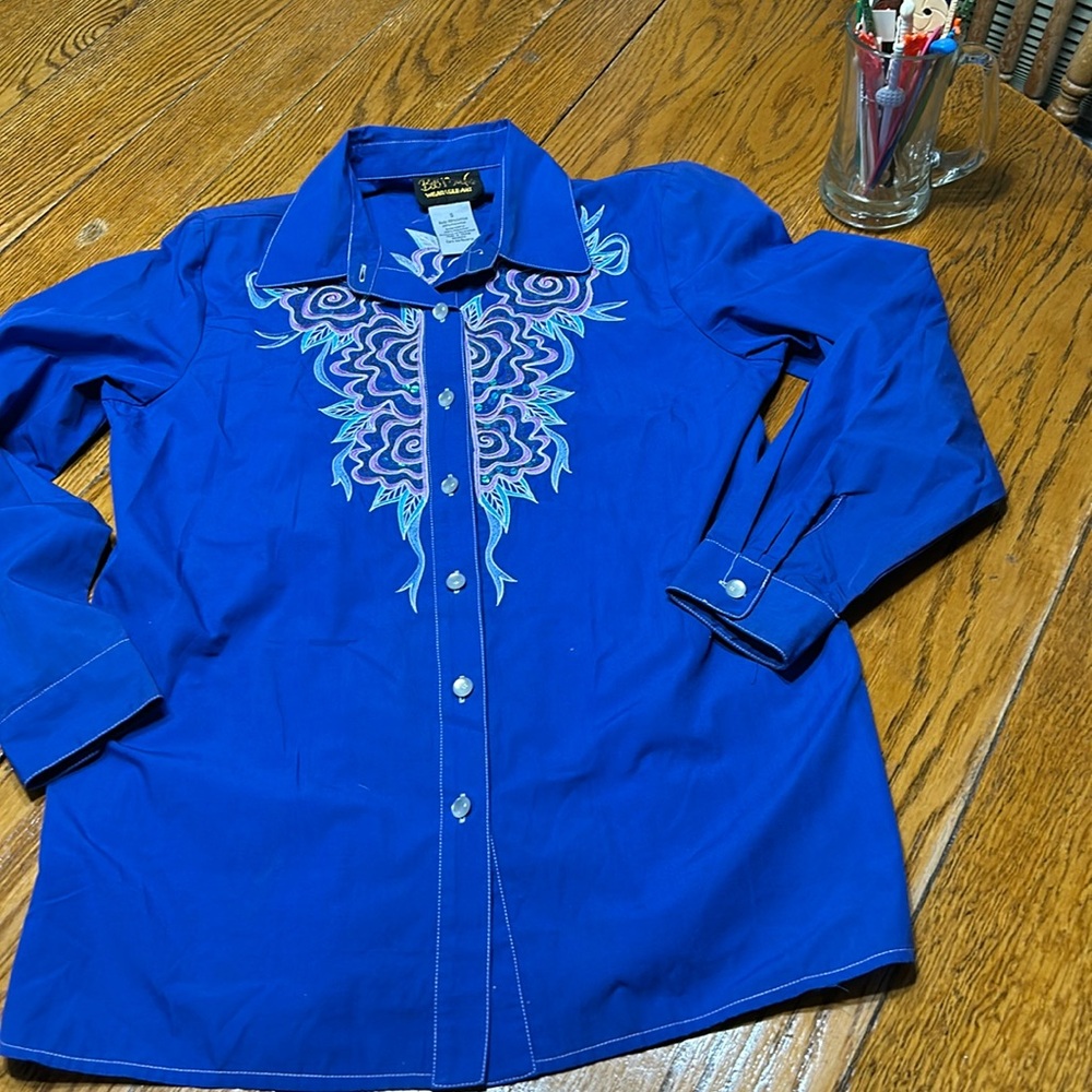 Bob Mackie western style ladies shirt. Blue with embroidery, sequins. Size Small